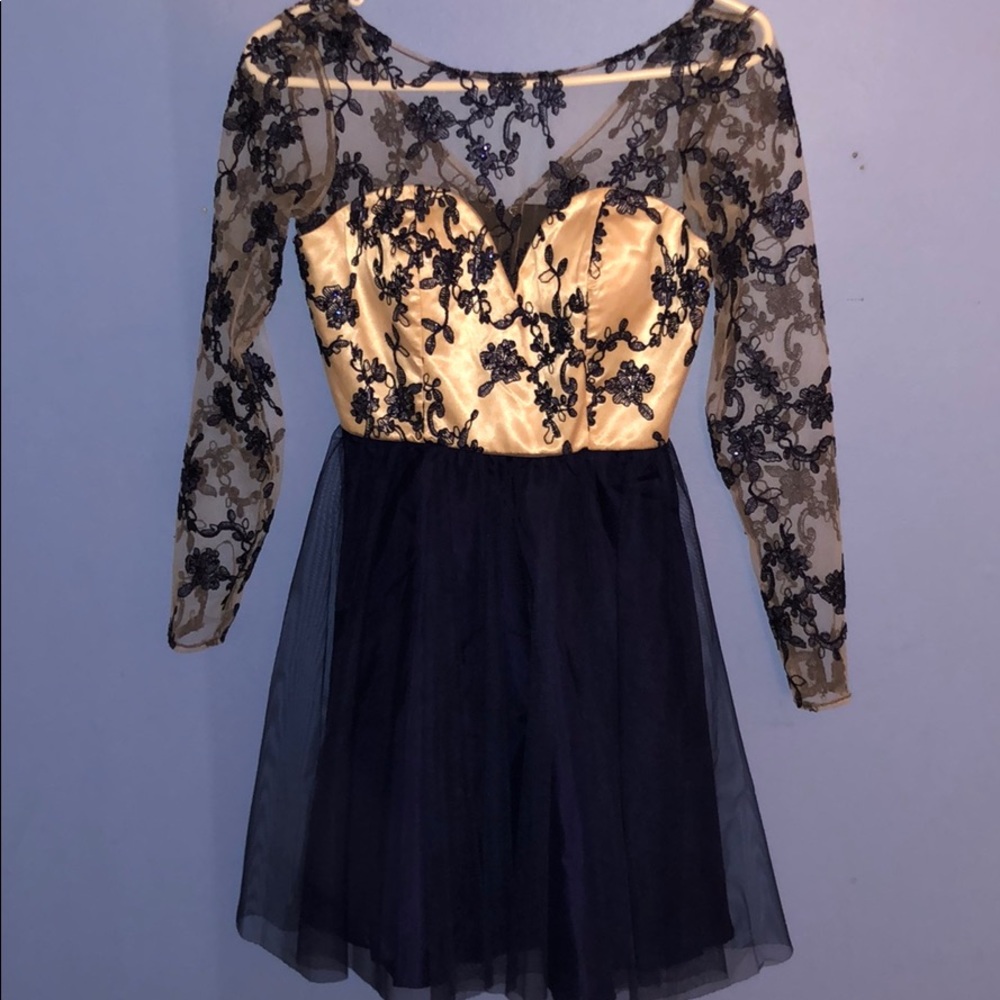 Worn once homecoming dress